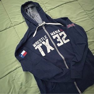 RARE WWE Navy Blue WrestleMania Texas 32 Full Zip Sweatshirt Hoodie WWF